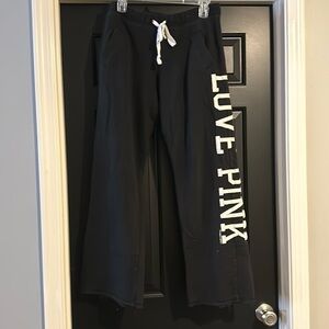 Boyfriend sweatpants, runs big